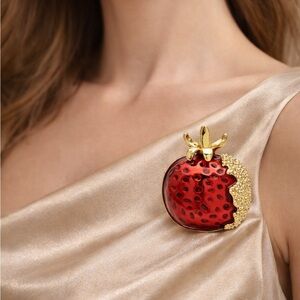 Pomegranate Red Gold Brooch